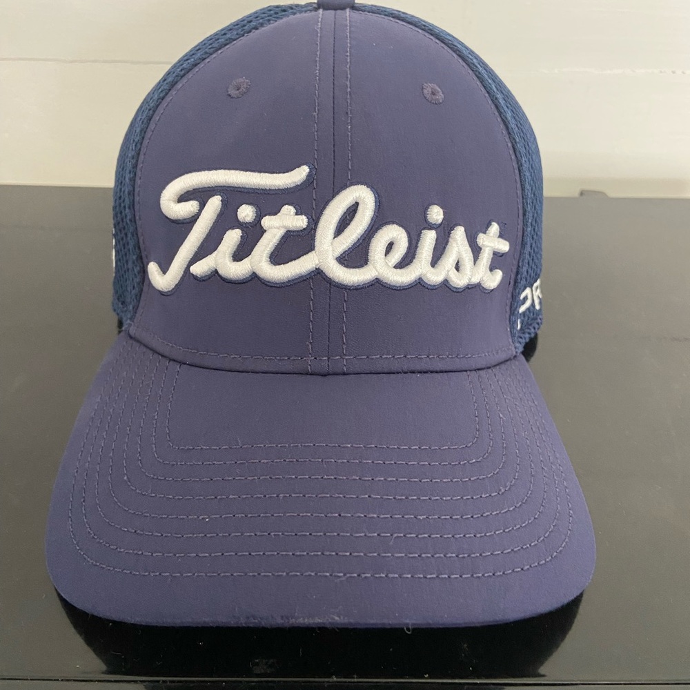 Titleist Navy Blue Mesh Golf Cap
